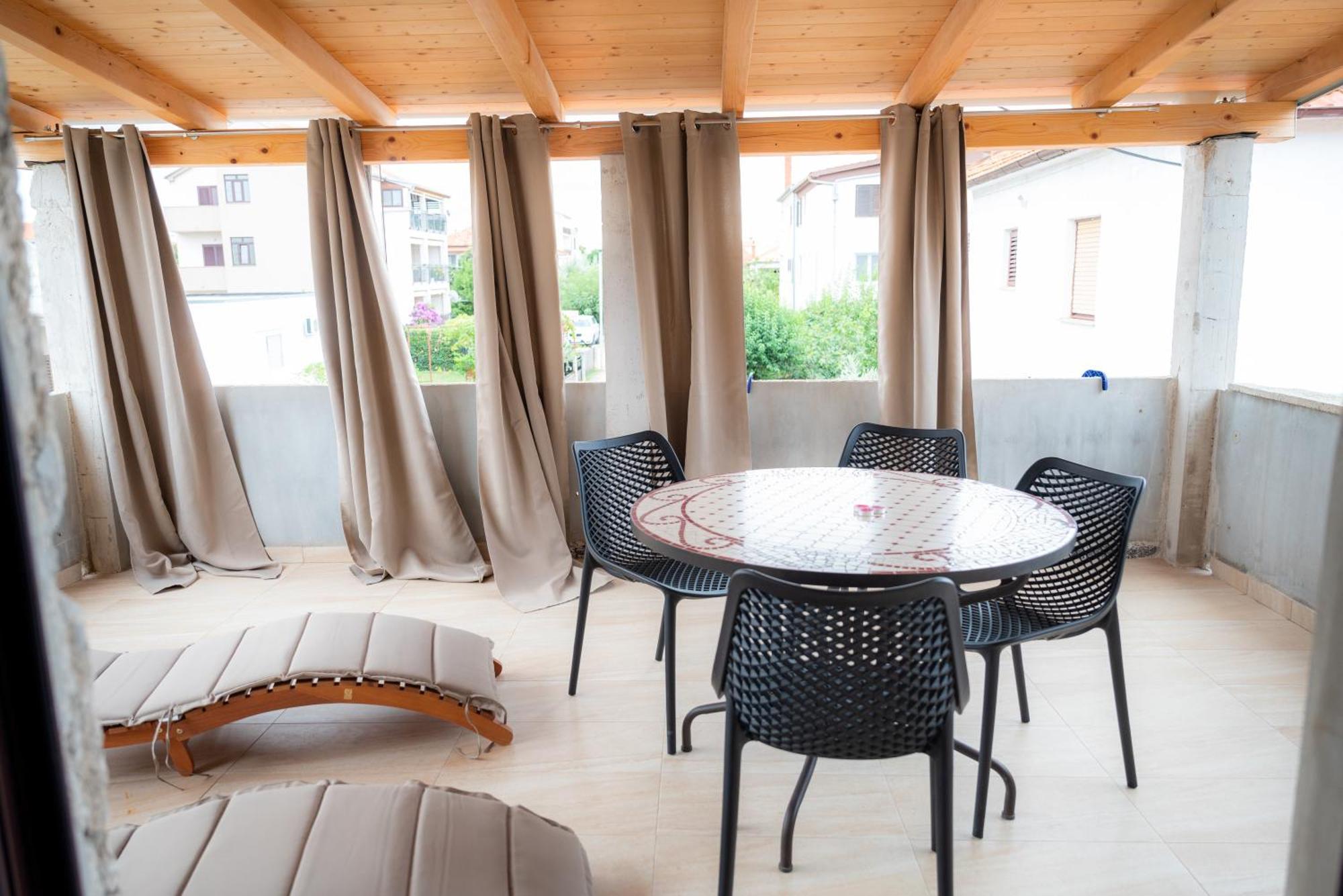 Apartmani Eva Zára Szoba fotó